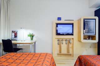 Отель Original Sokos Hotel Tapiola Garden Espoo Эспоо Улучшенный двухместный номер с 1 кроватью или 2 отдельными кроватями-9